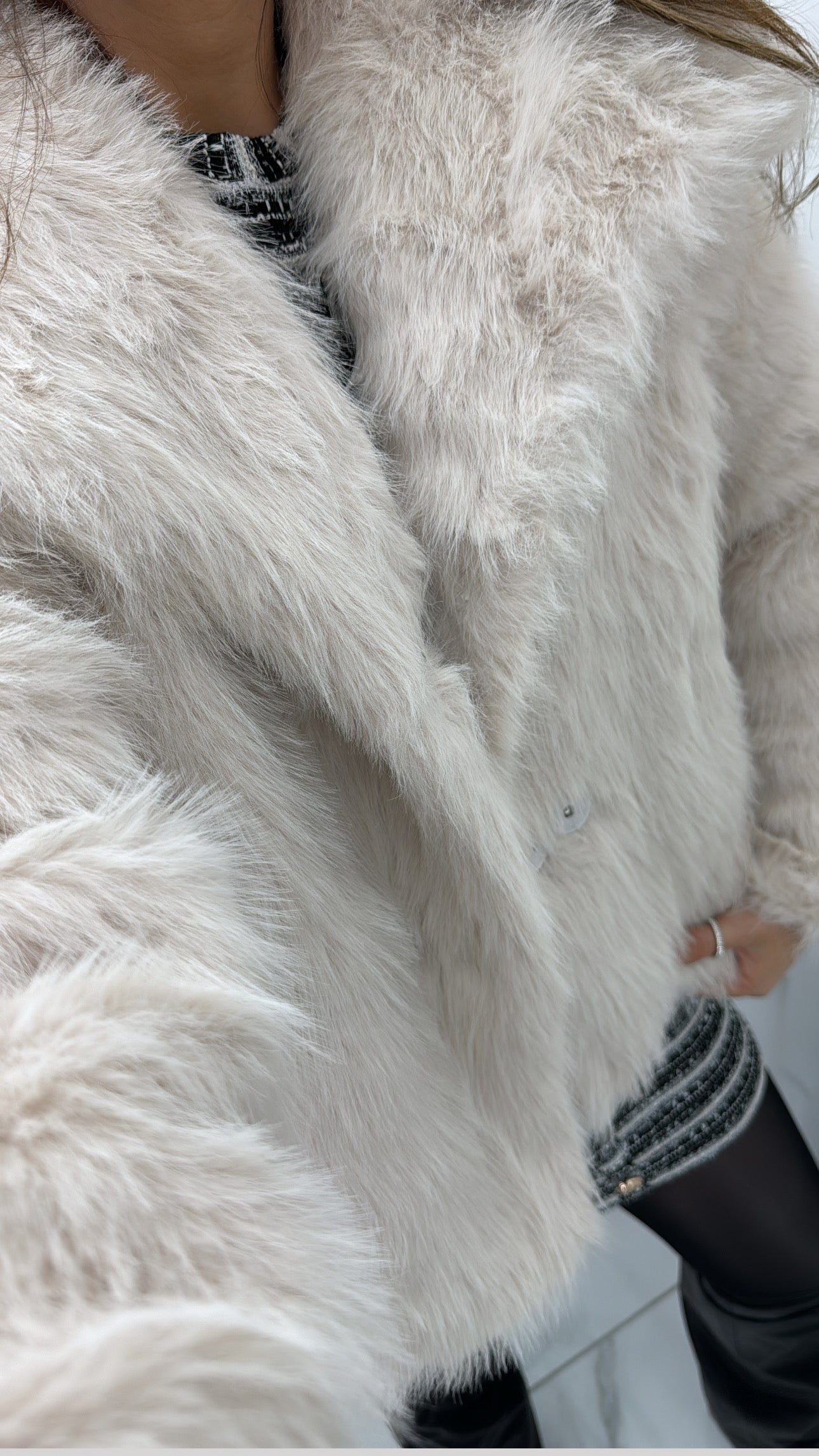 GABRIELLE cream faux fur jacket