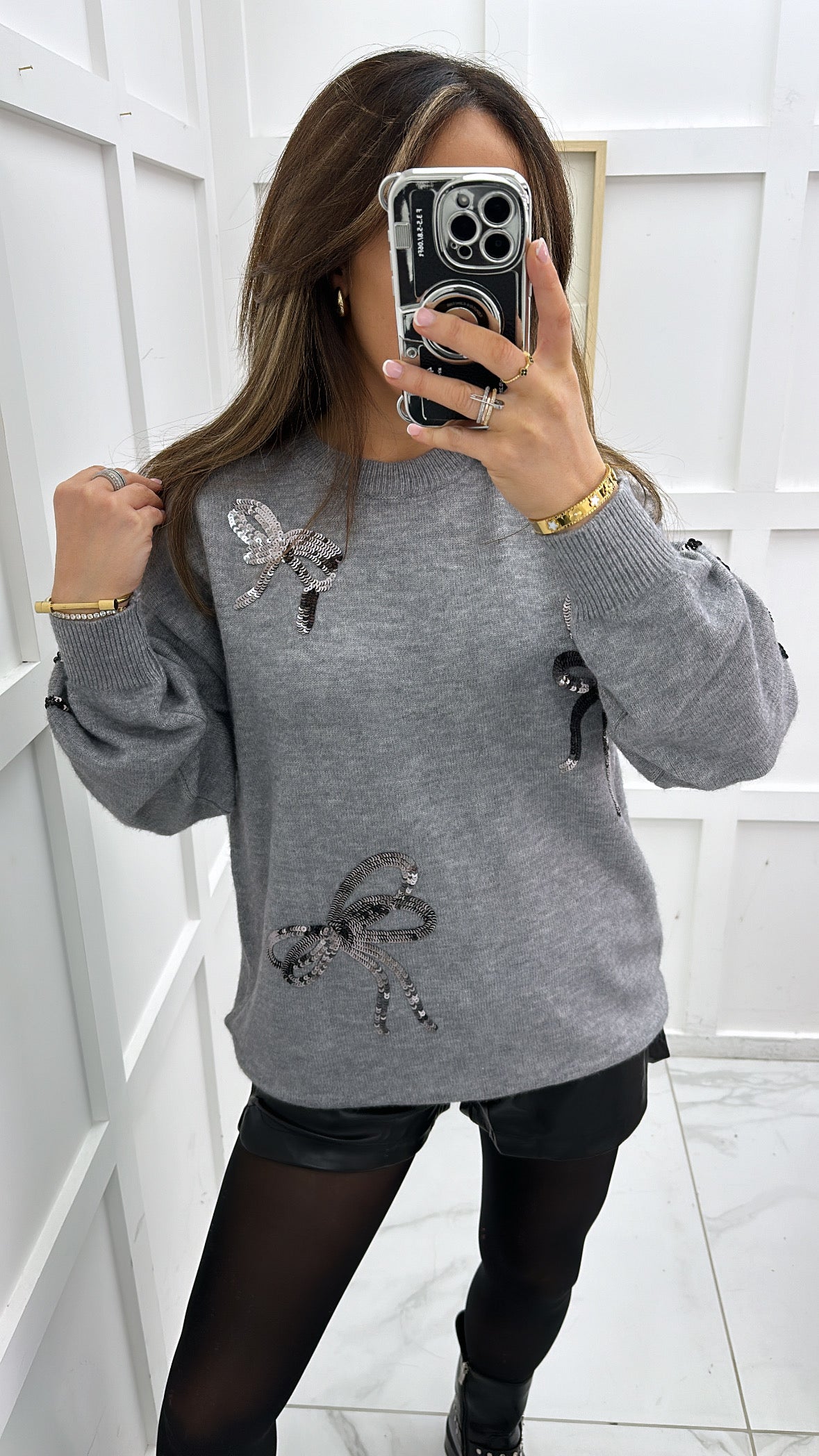 JAZMINE grey knit jumper with sequin bows