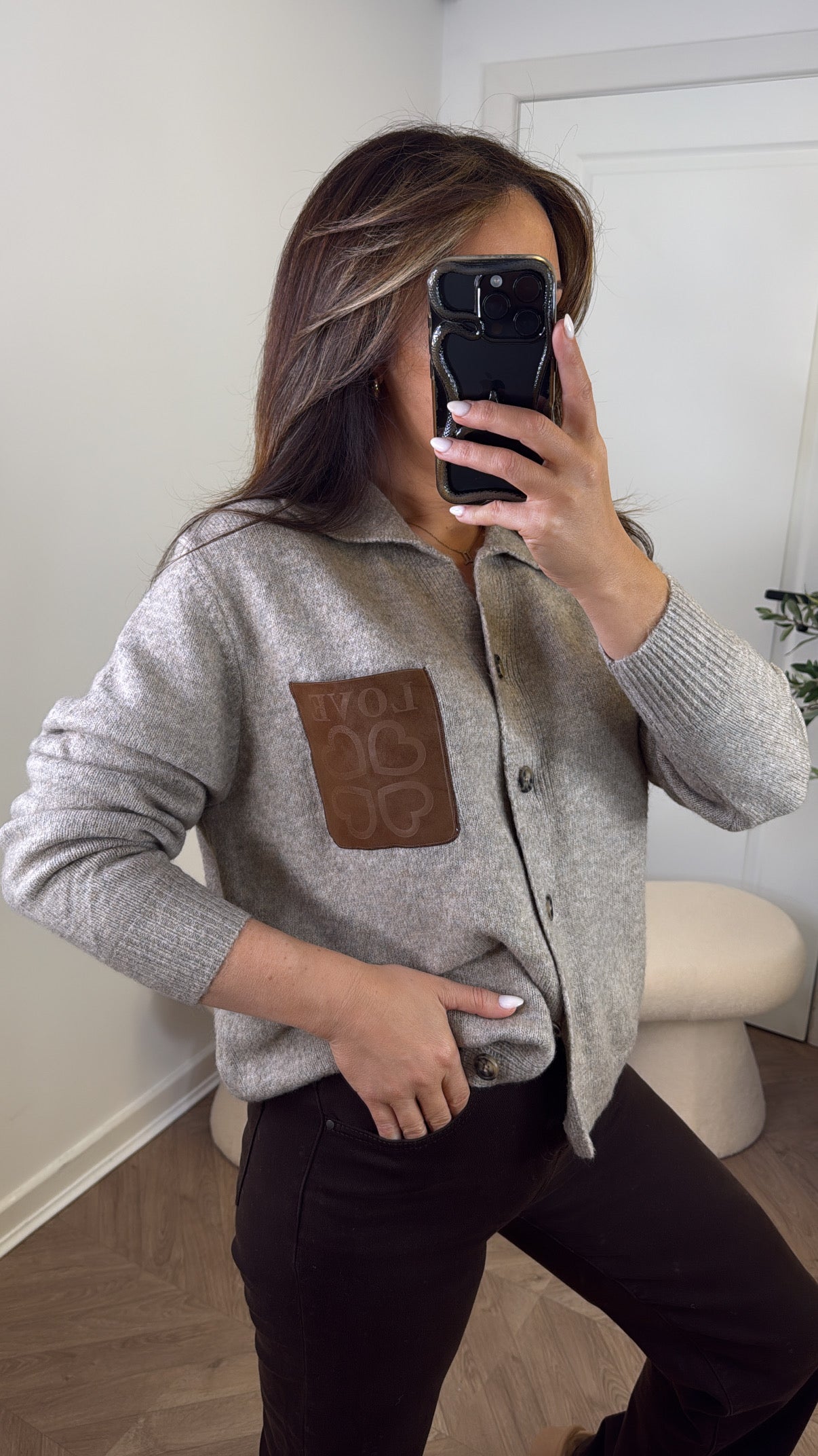MIA biscuit love logo cardigan