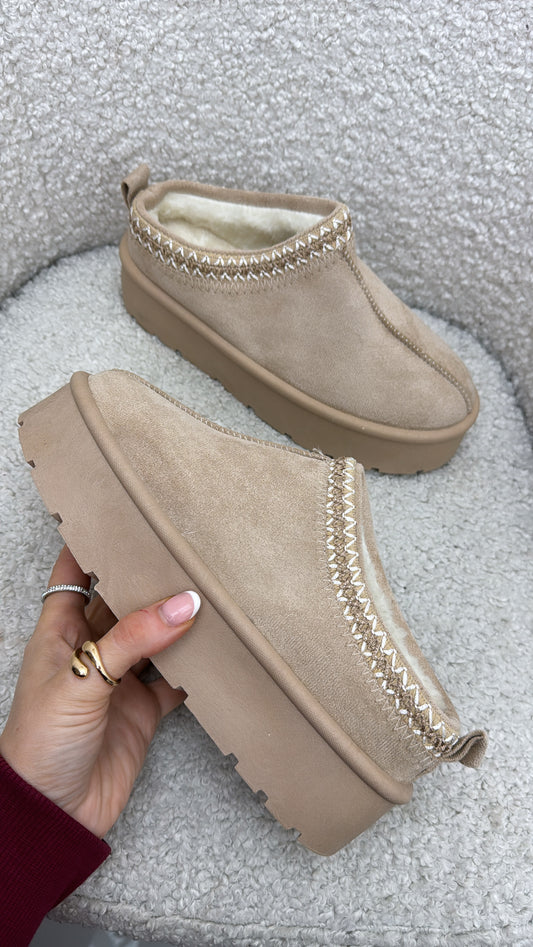 TARA beige cosy faux suede mules