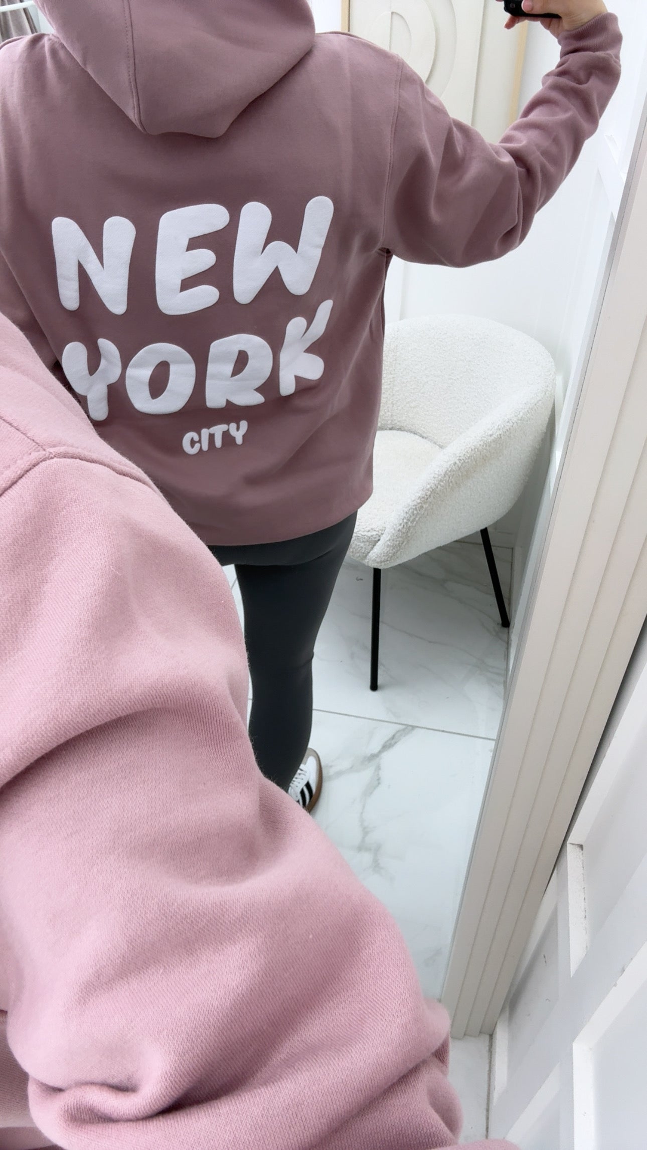 NEW YORK CITY mauve bubble slogan hoody