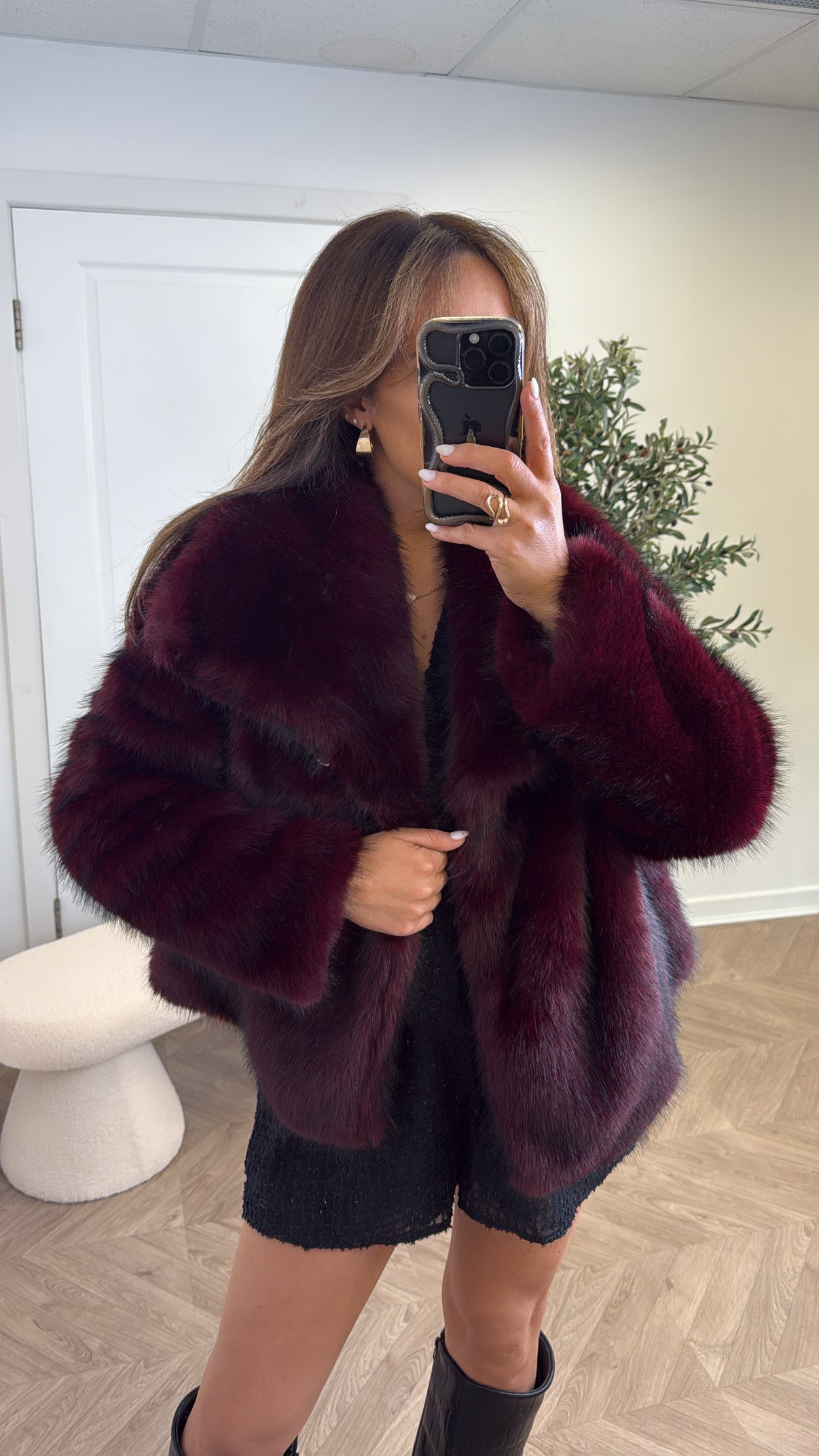 SERENA burgundy faux fur jacket