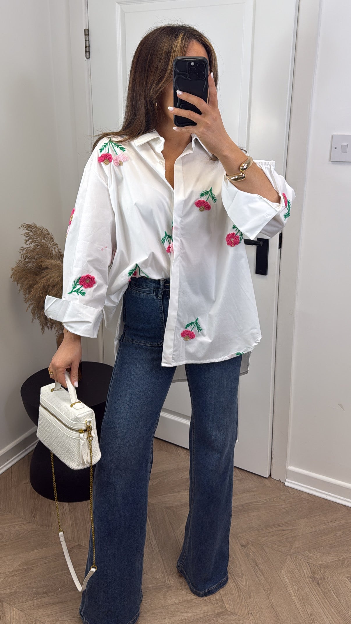 SERENA white flower embroidered shirt