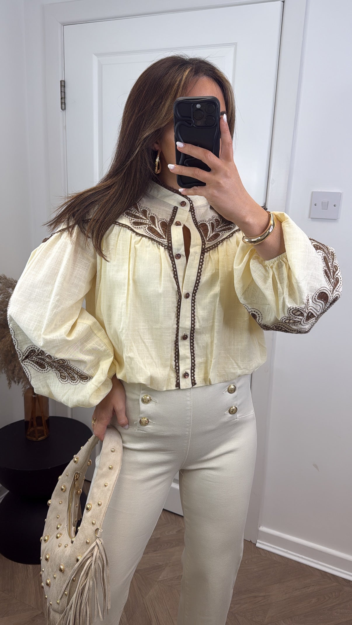 KELLY lemon embroidered cropped blouse