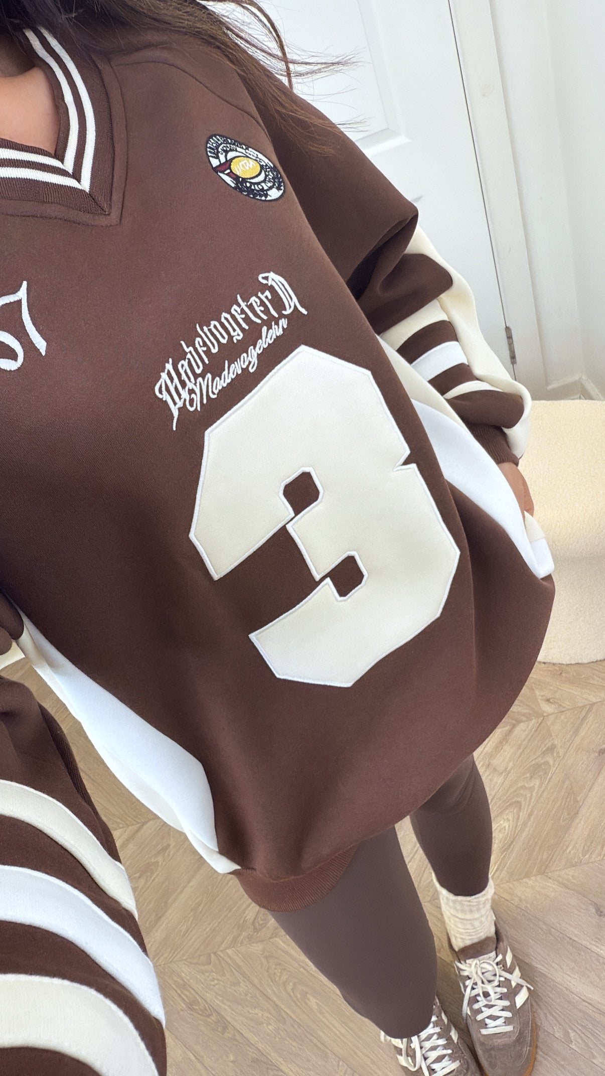 TAMMY brown and cream oversized basketball sweatshirt