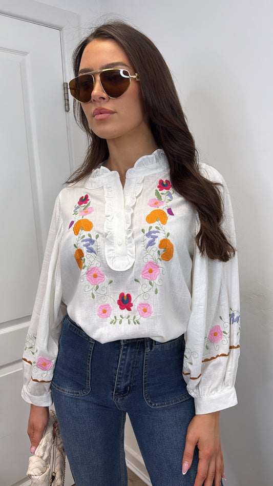 MURA white flower embroidered blouse
