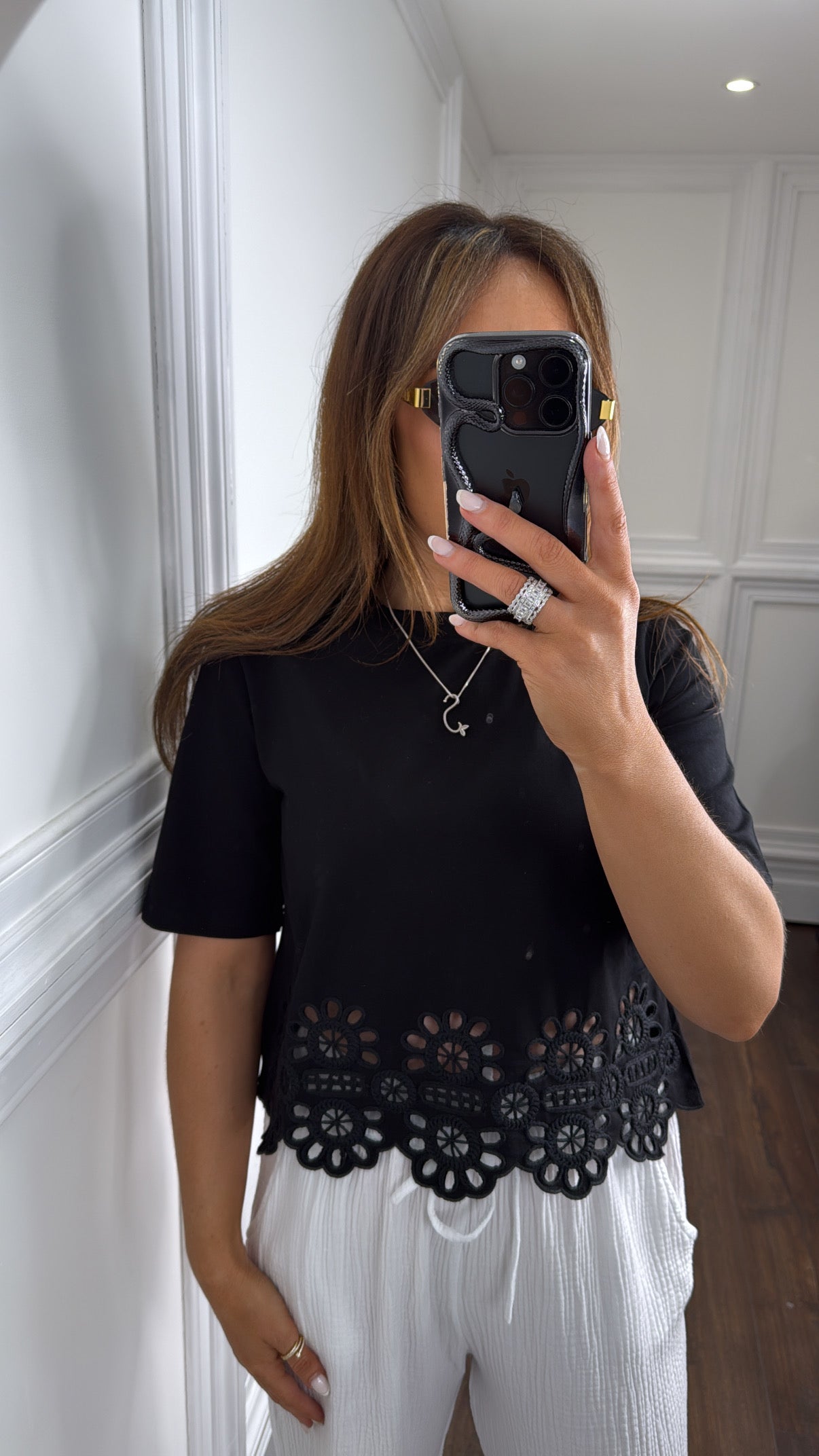MINNIE black broderie anglaise hem t-shirt