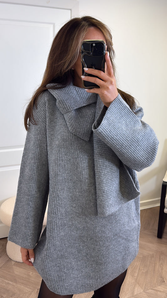 LOTTIE grey scarf detail chunky jumper