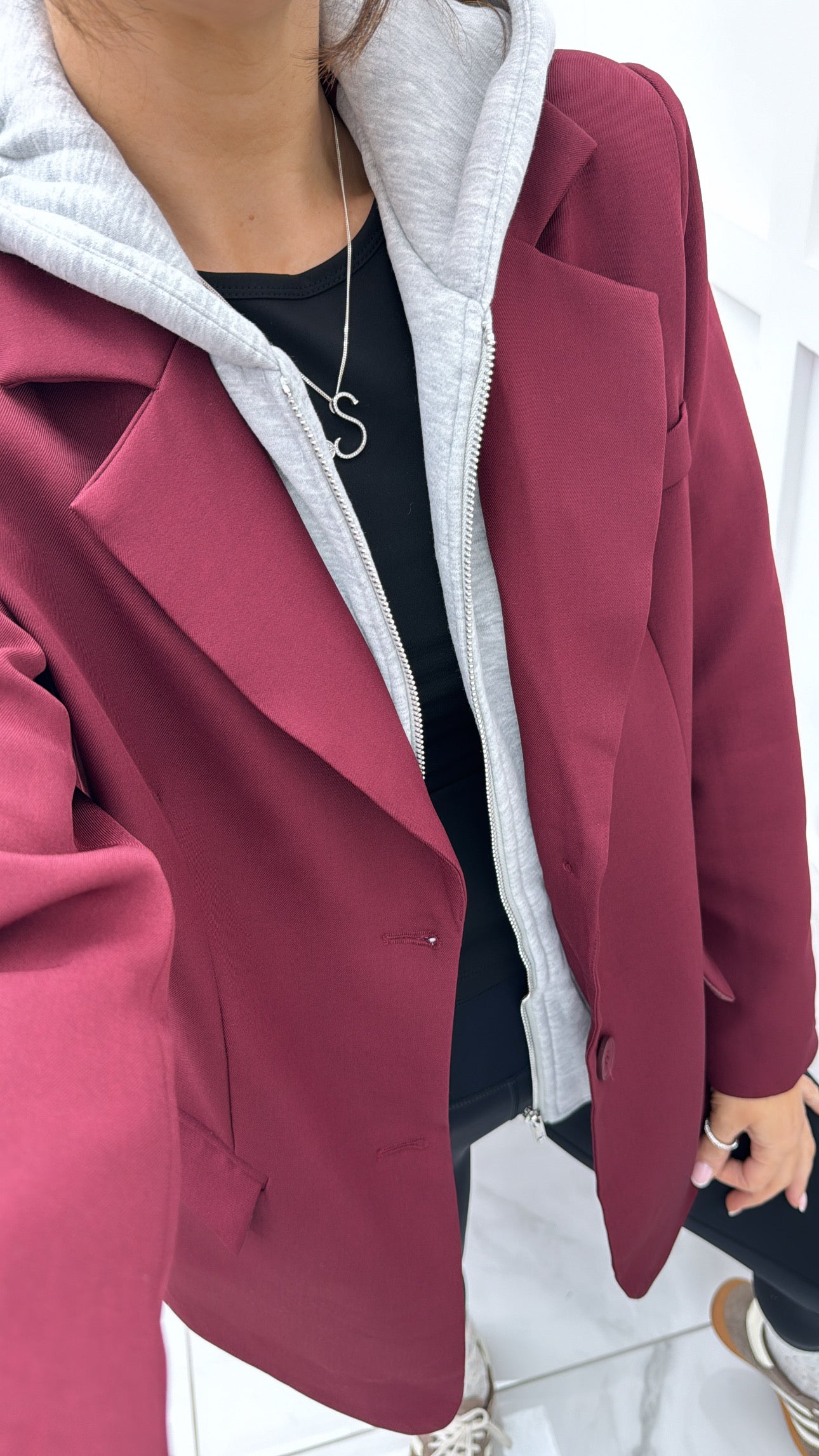 JENNA burgundy blazer with grey hoody detail