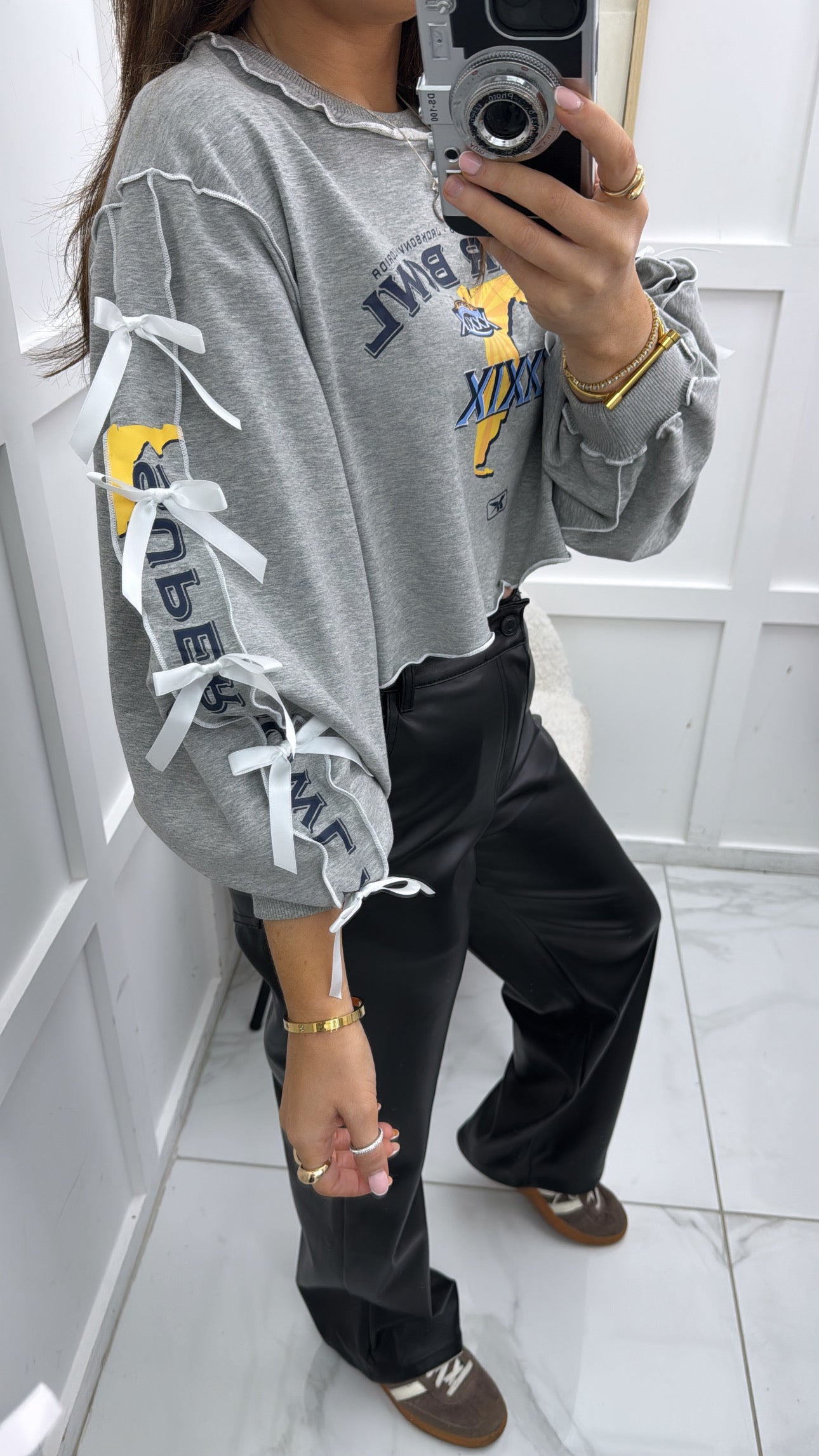 HALLIE grey super bowl cropped top