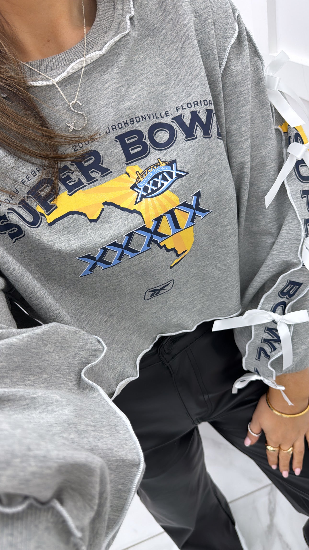 HALLIE grey super bowl cropped top