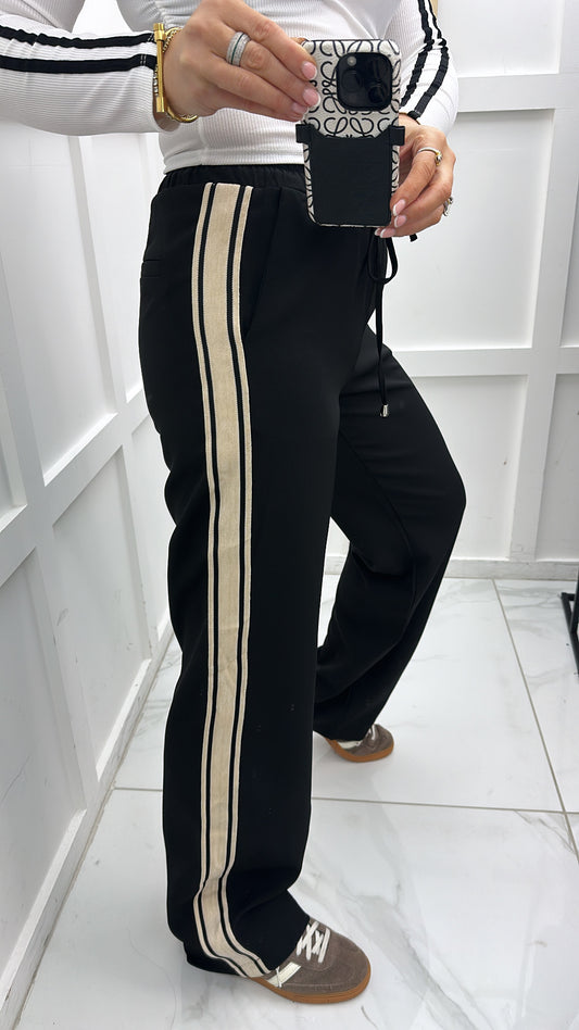 SASKIA black cotton joggers with contrast stripe