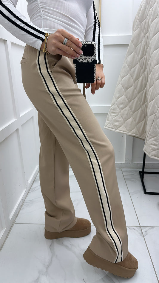 SASKIA beige cotton joggers with contrast stripe