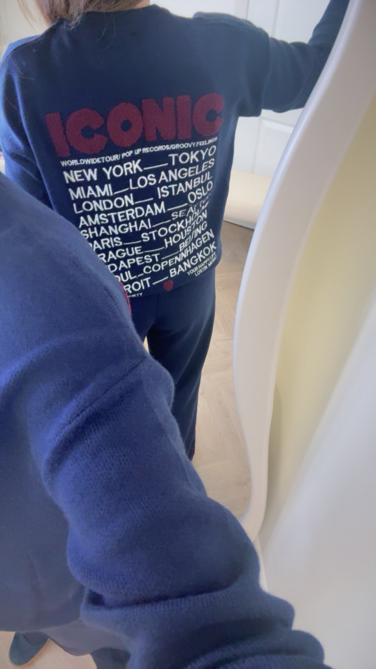 IMOGEN navy soft knit logo jumper