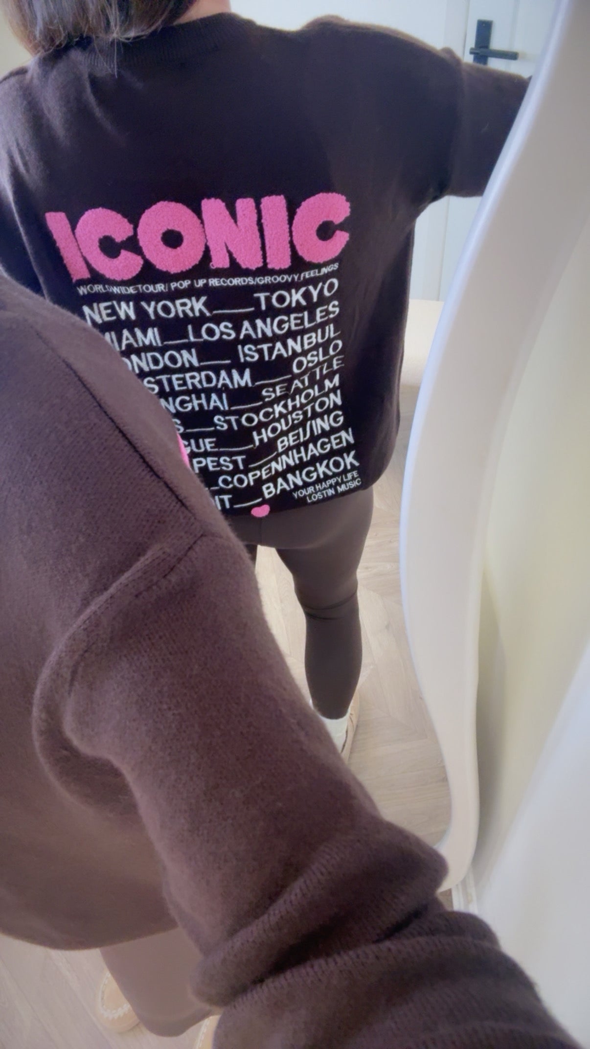 IMOGEN brown soft knit logo jumper