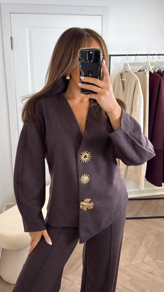 MARGOT brown cosy gold brooch detail co-ord