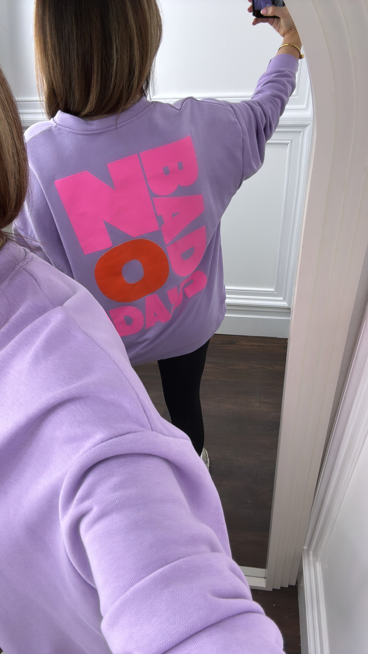 NO BAD DAYS lilac sweatshirt