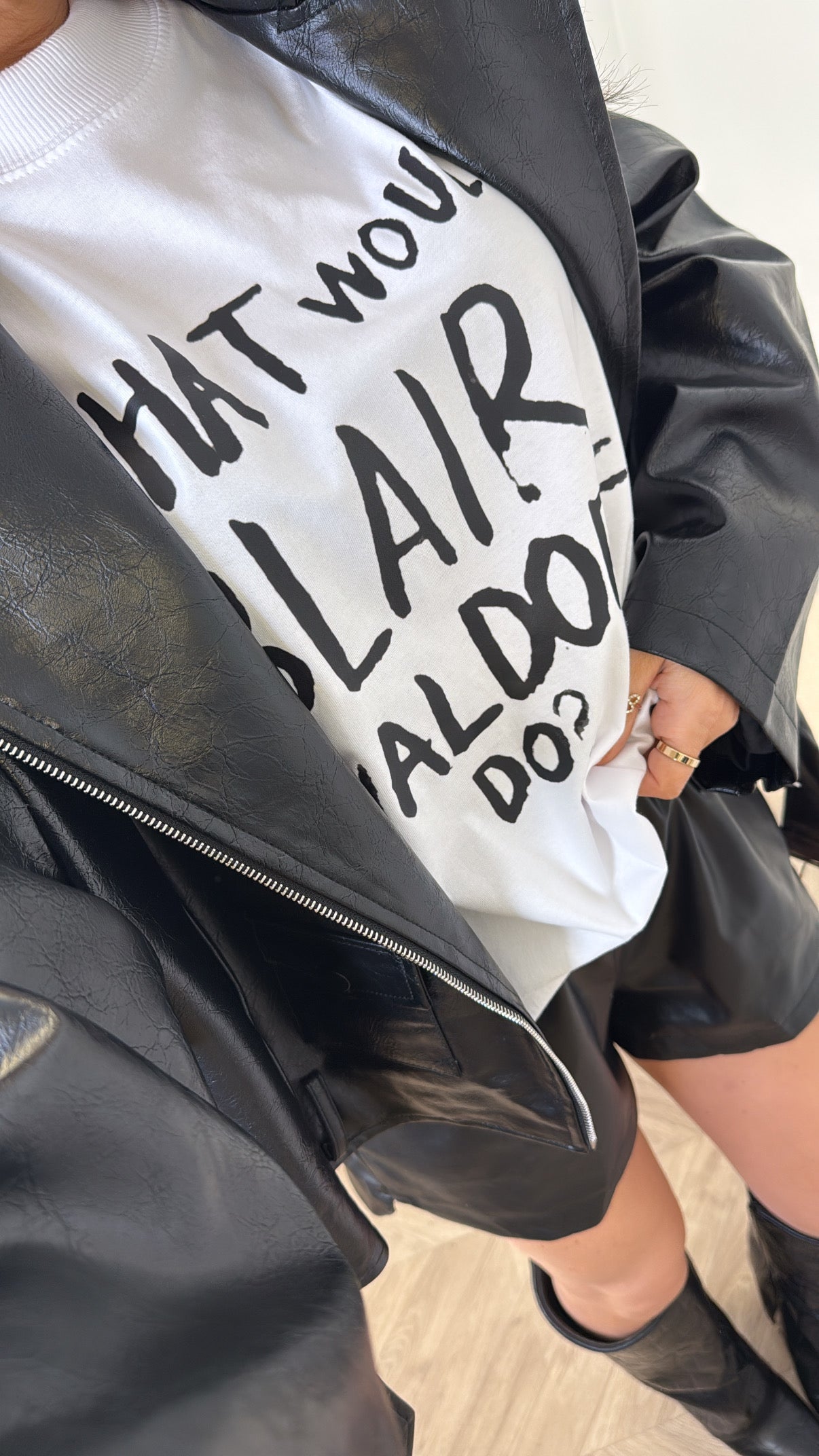 BLAIR WALDORF white logo oversize t-shirt