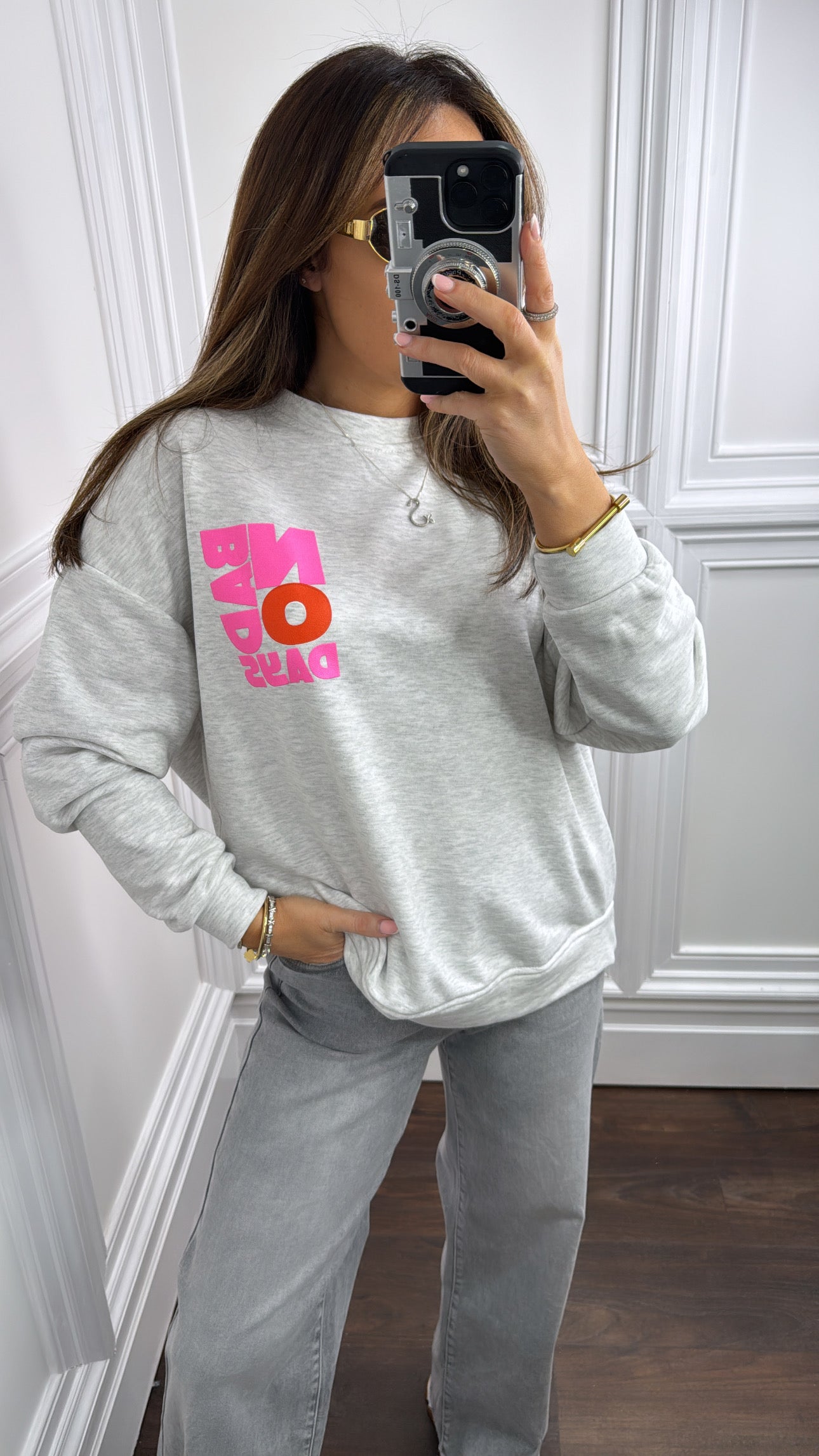 NO BAD DAYS grey sweatshirt