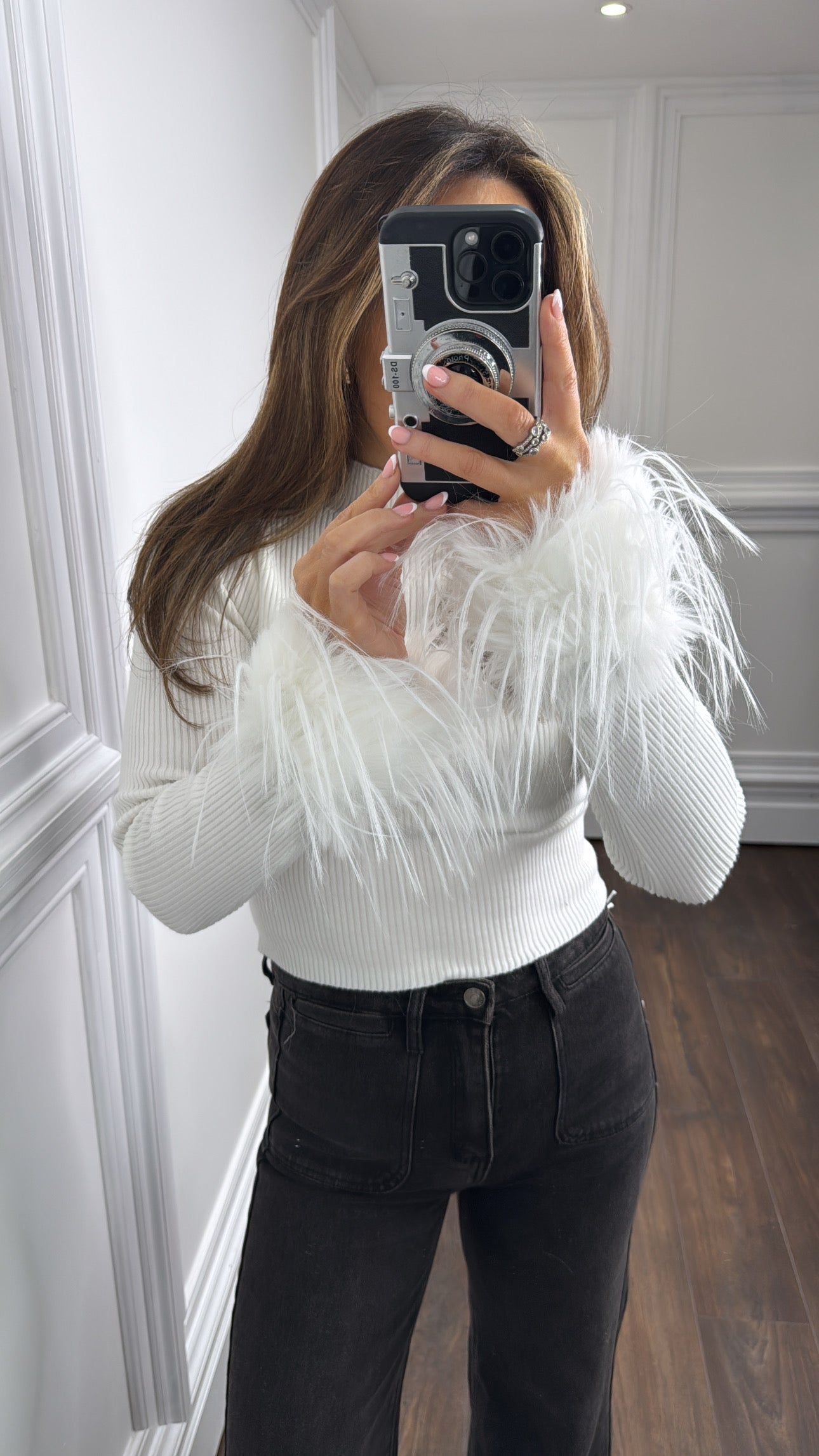 EDELE white fur cuff ribbed top