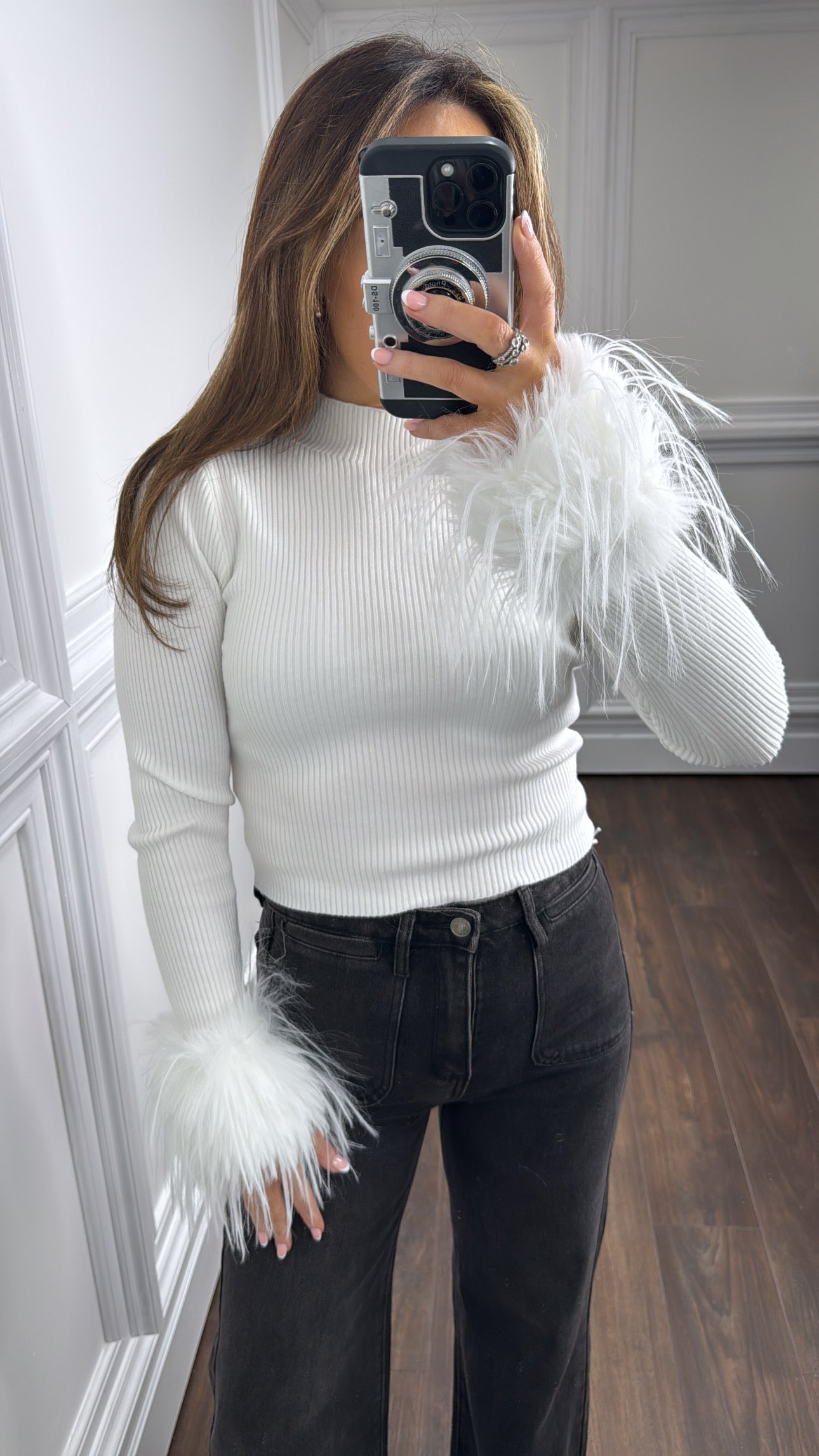 EDELE white fur cuff ribbed top