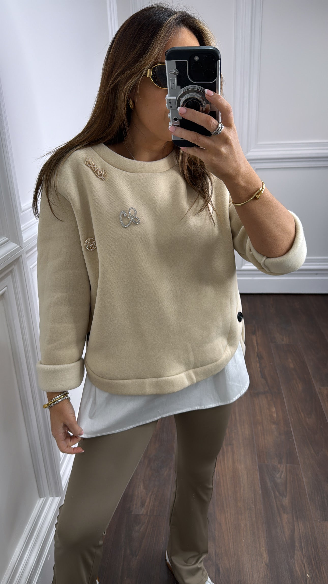 IZZY beige embellished sweatshirt