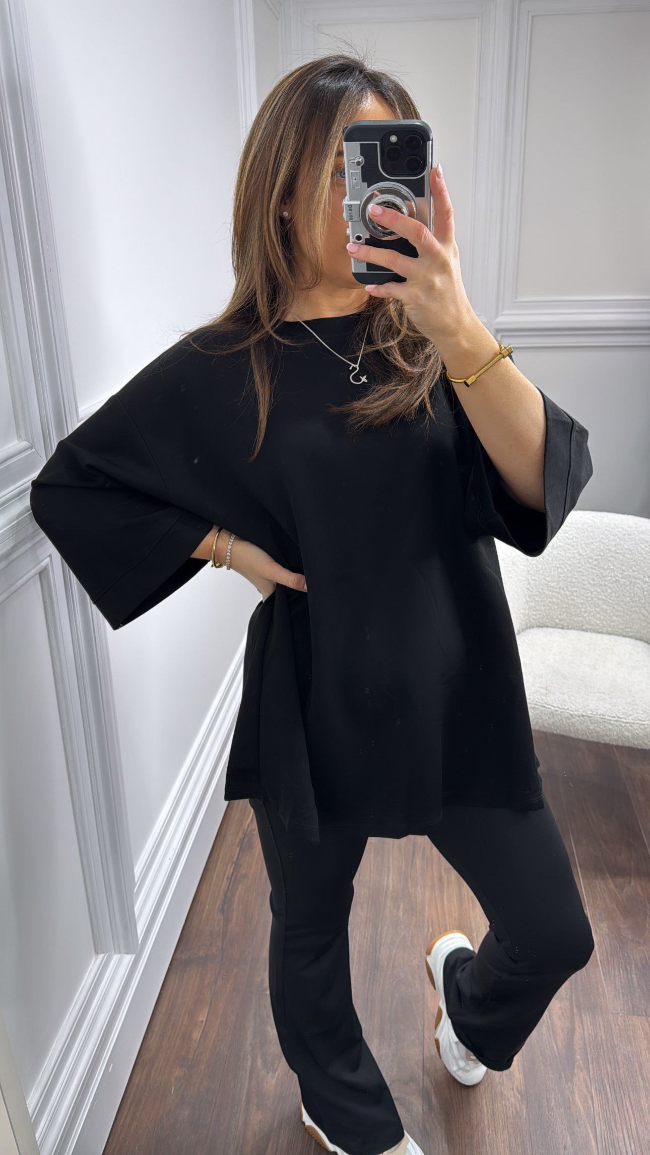 SIAN black super soft oversized tshirt