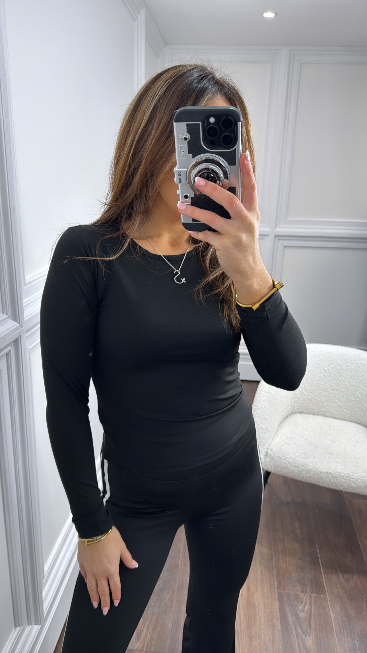 JAYDE black basic long sleeved top