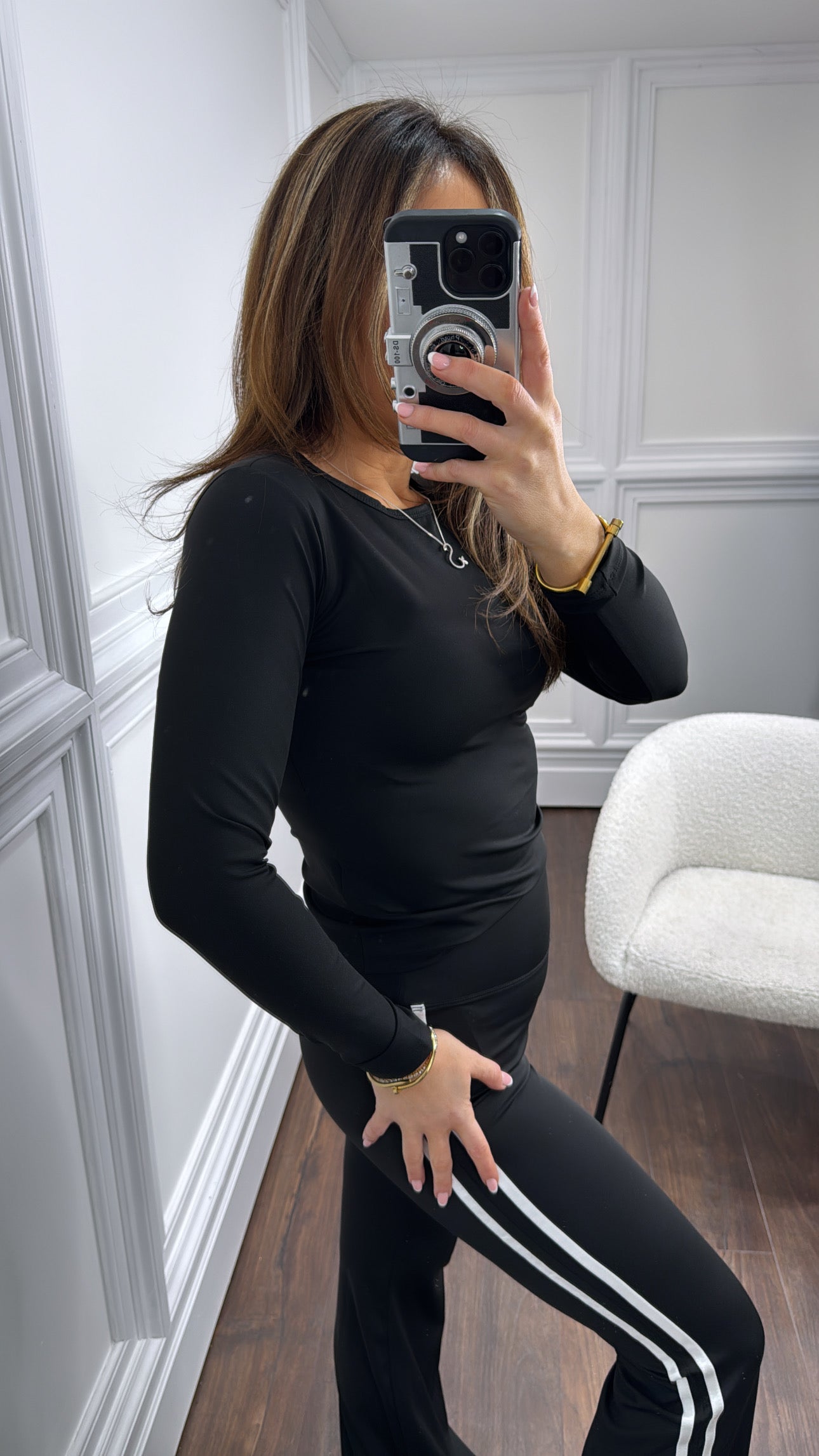 JAYDE black basic long sleeved top