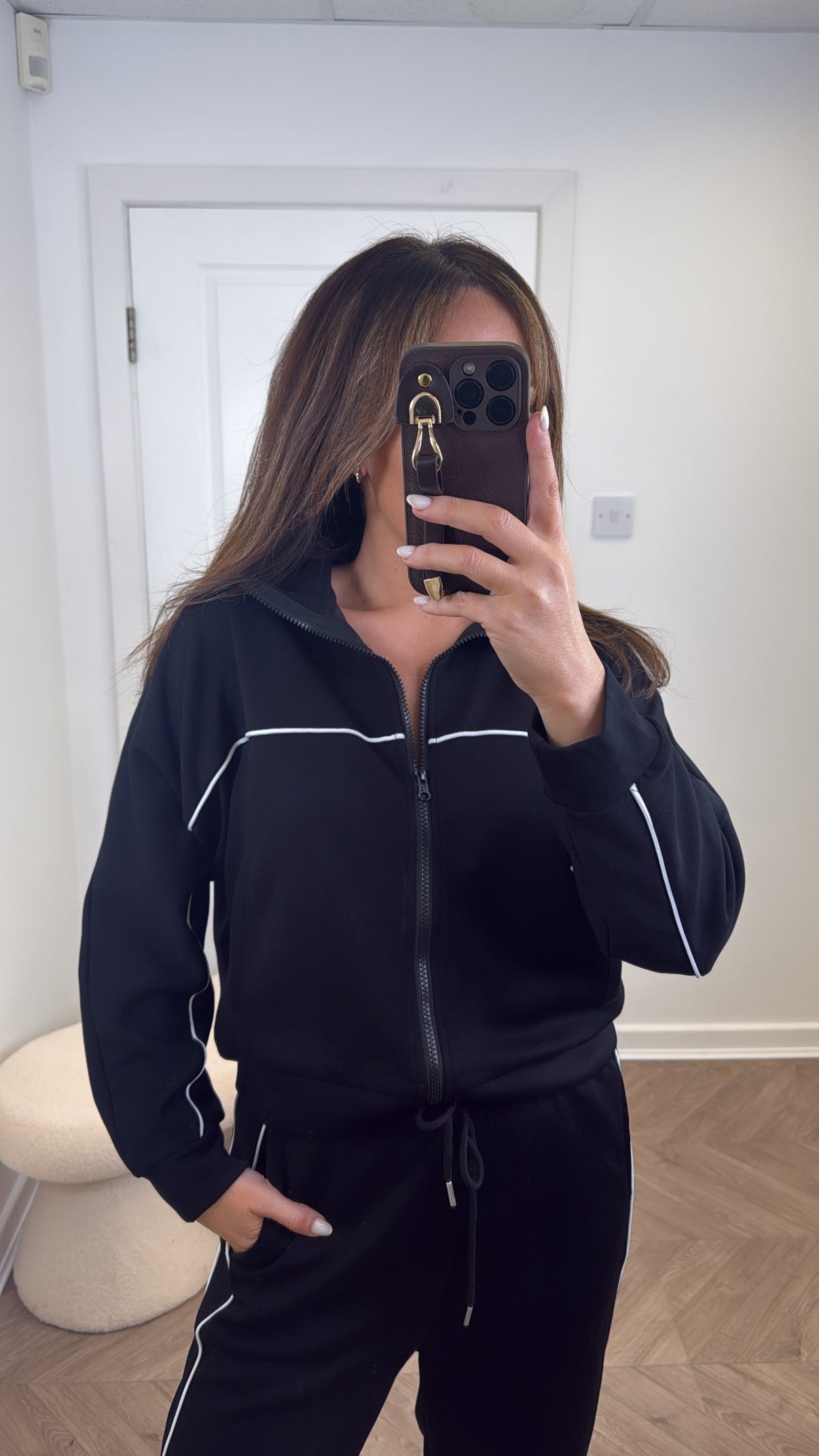 BOBBI black zip up lounge set