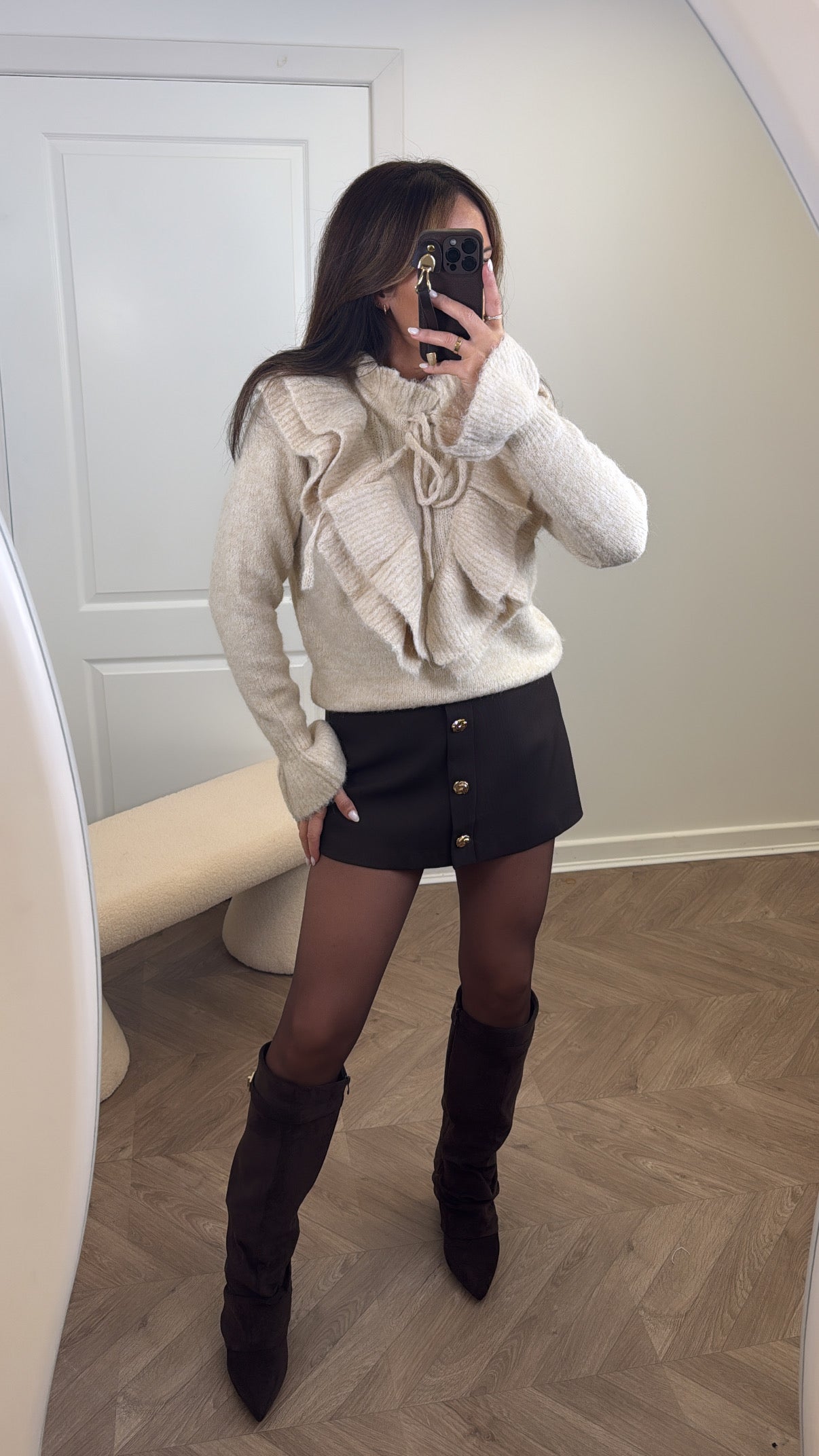 IRIS beige ruffle jumper