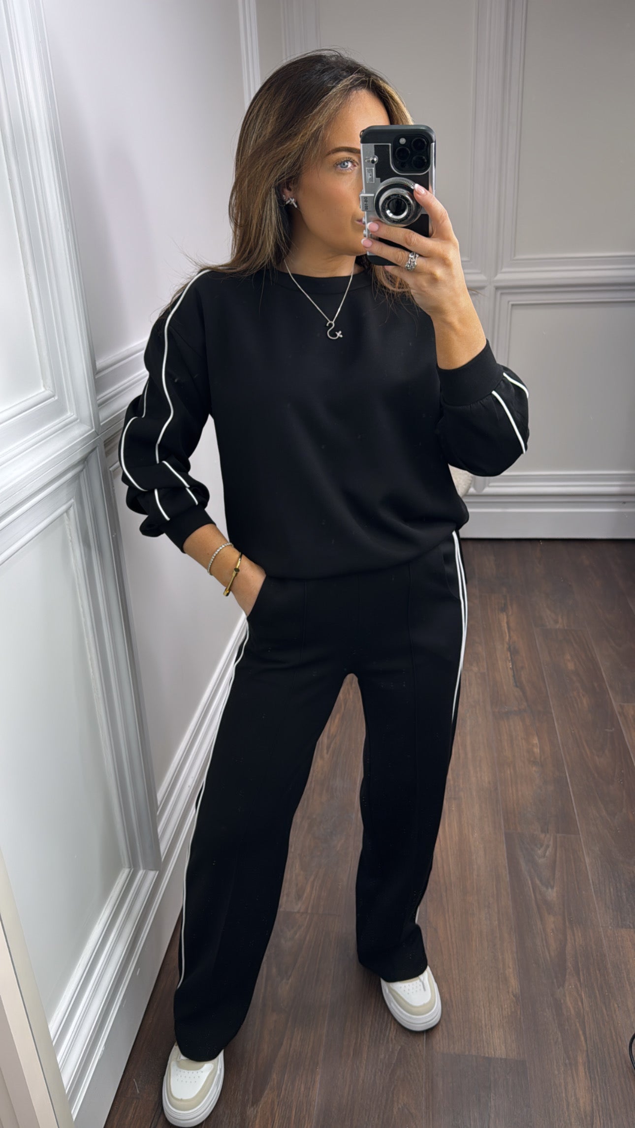 TERRI black sweatshirt and wide leg joggers tracksuit