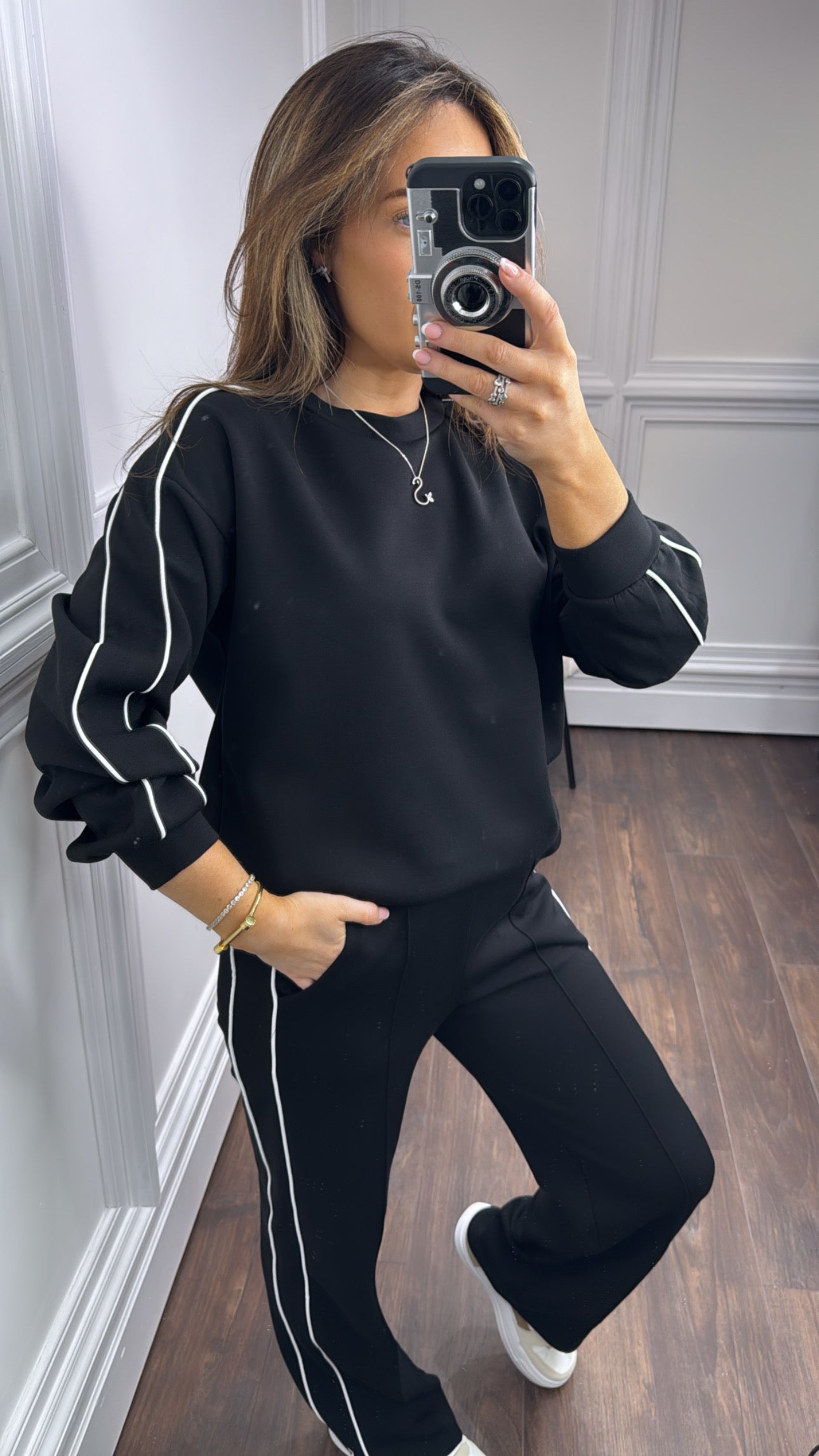 TERRI black sweatshirt and wide leg joggers tracksuit