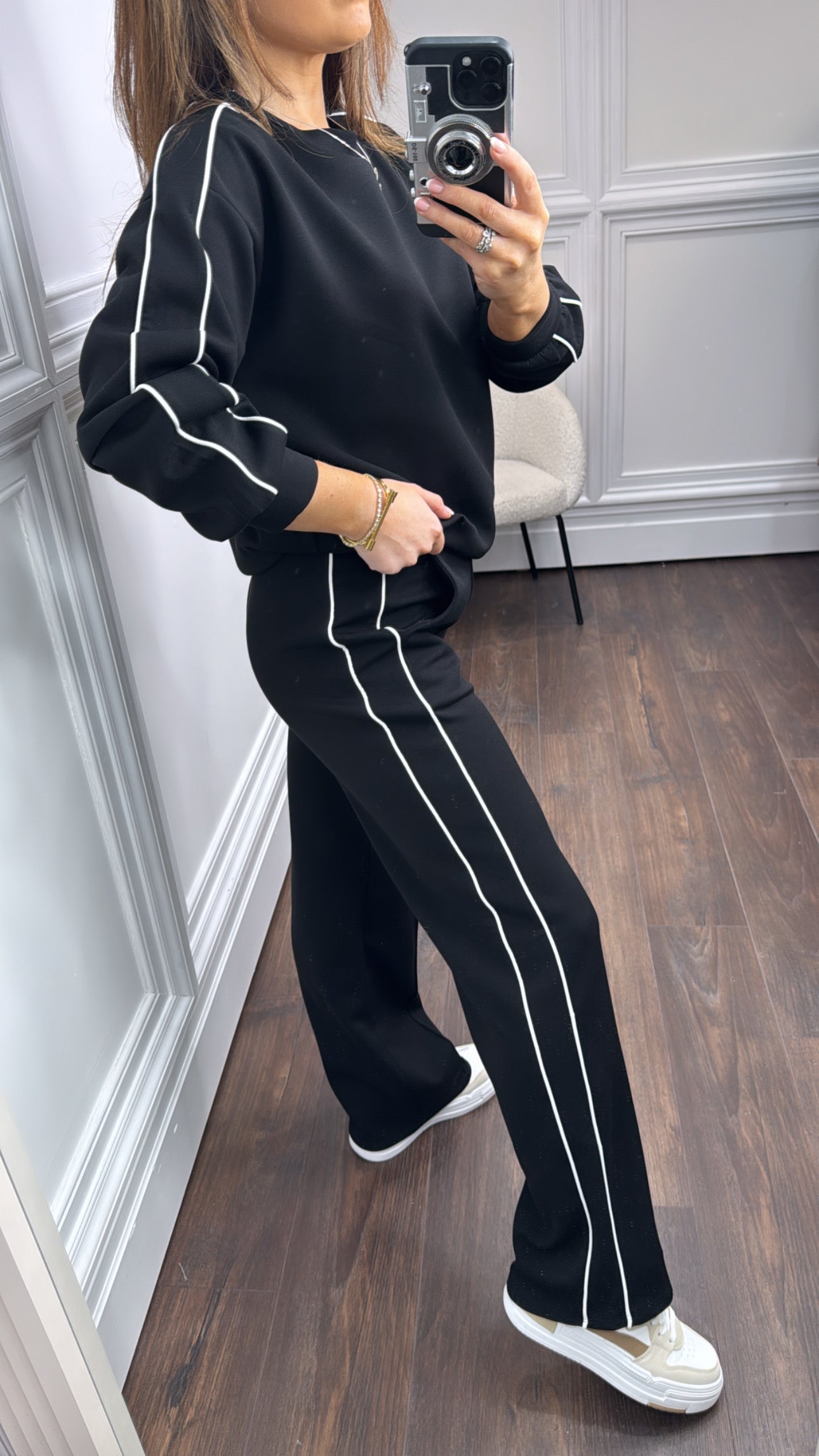 TERRI black sweatshirt and wide leg joggers tracksuit