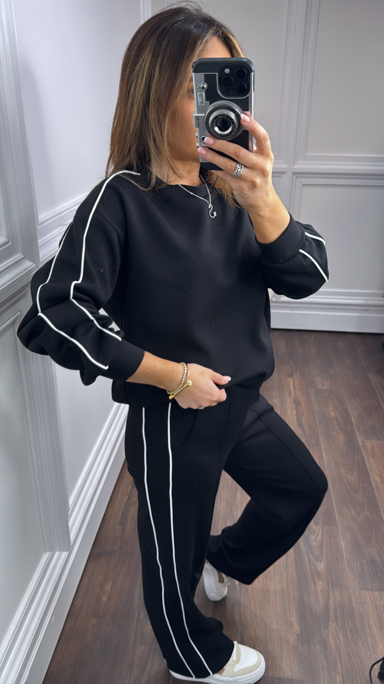 TERRI black sweatshirt and wide leg joggers tracksuit