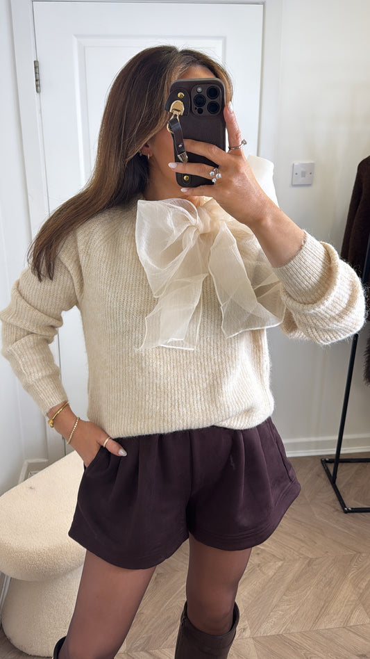EMILIA beige jumper with chiffon oversize bow