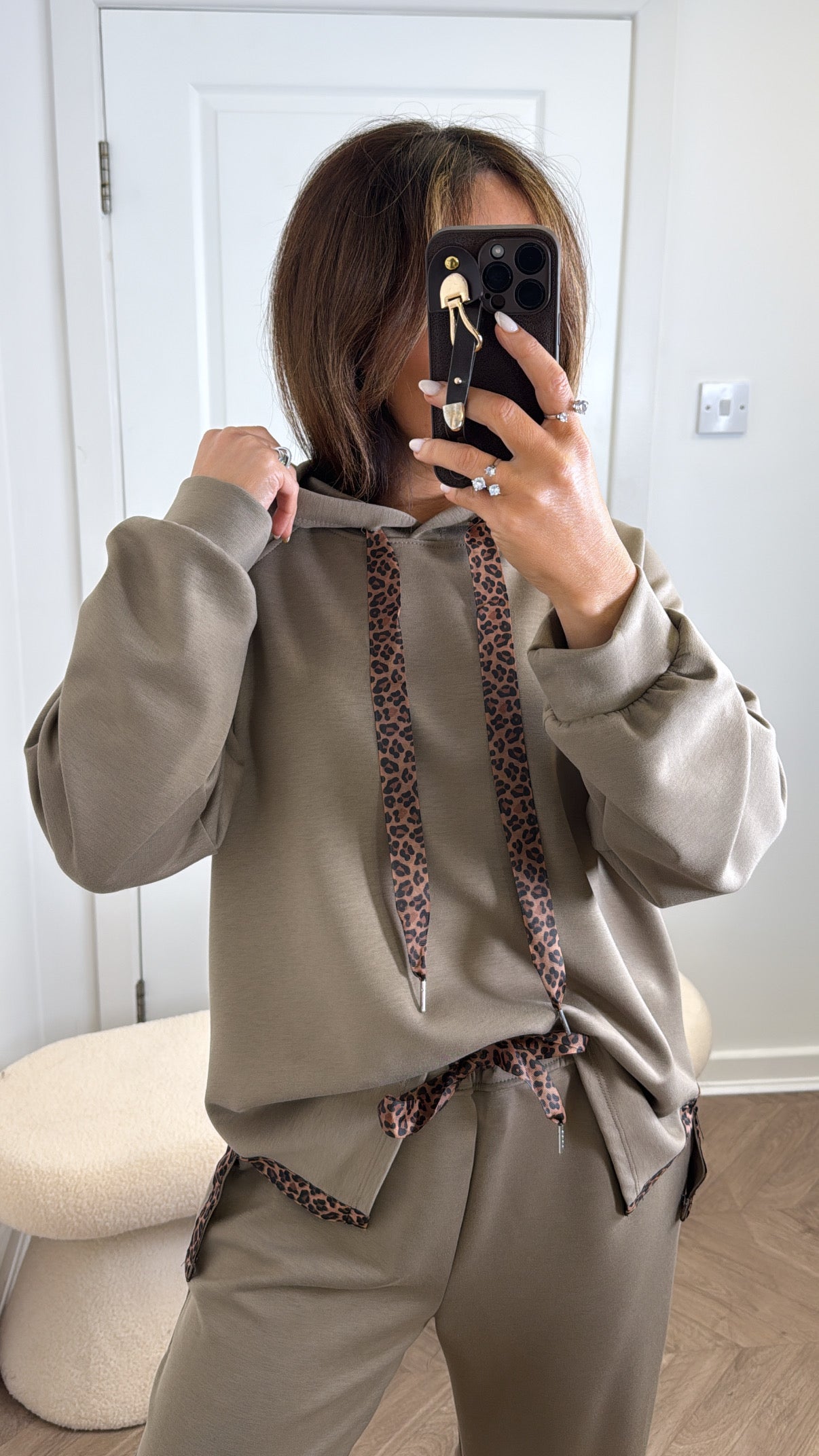 MILA mocha lounge set with leopard ribbon