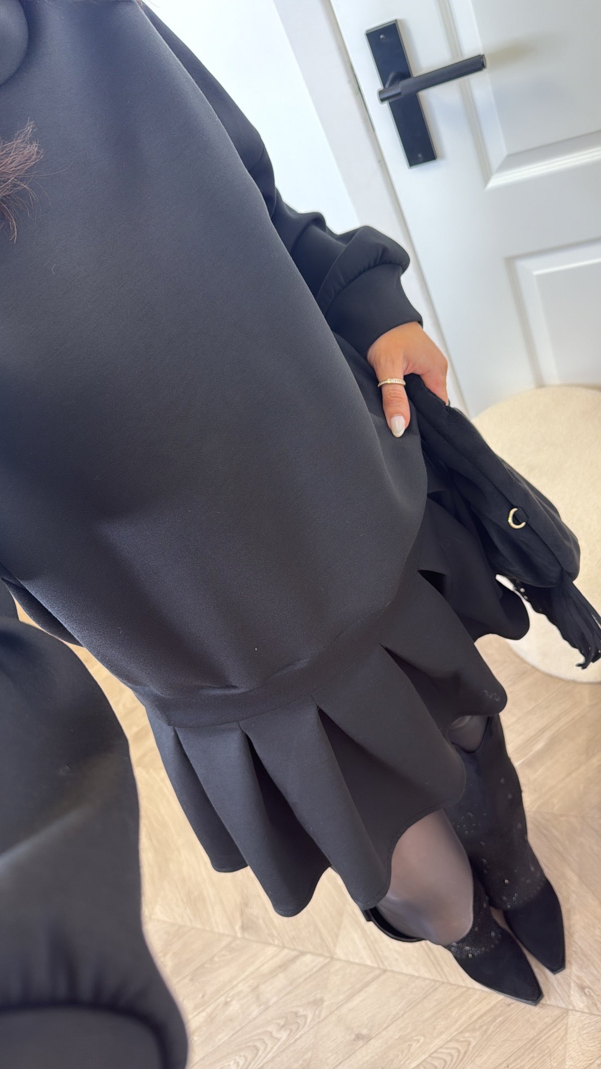 SARAH black sweatshirt dress