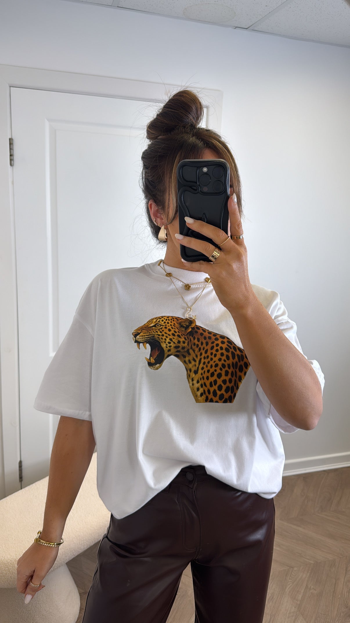 CHEETAH white graphic oversize t-shirt