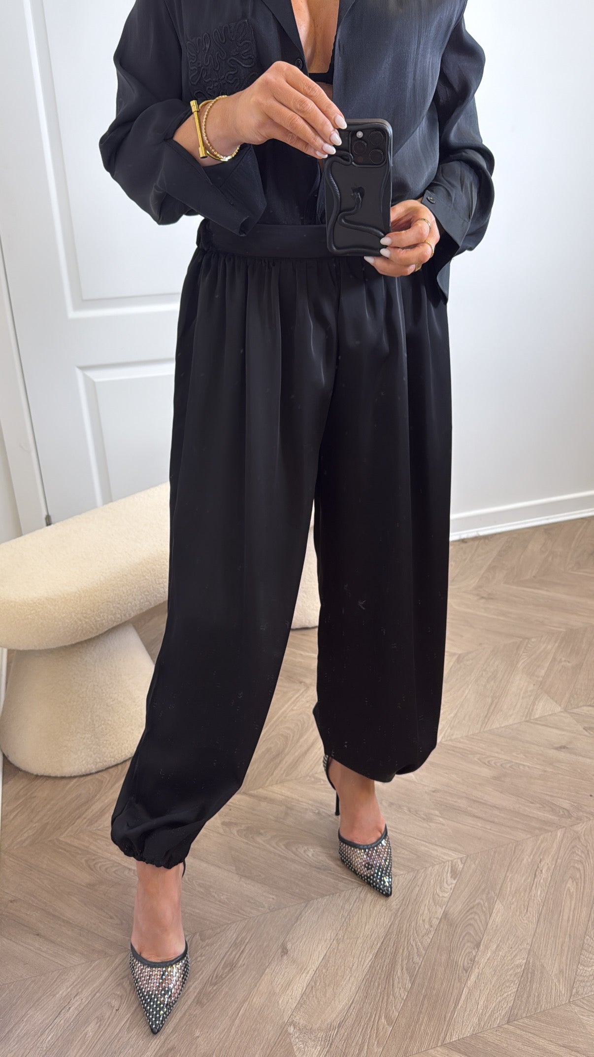 YASMINA black silky ballon trousers
