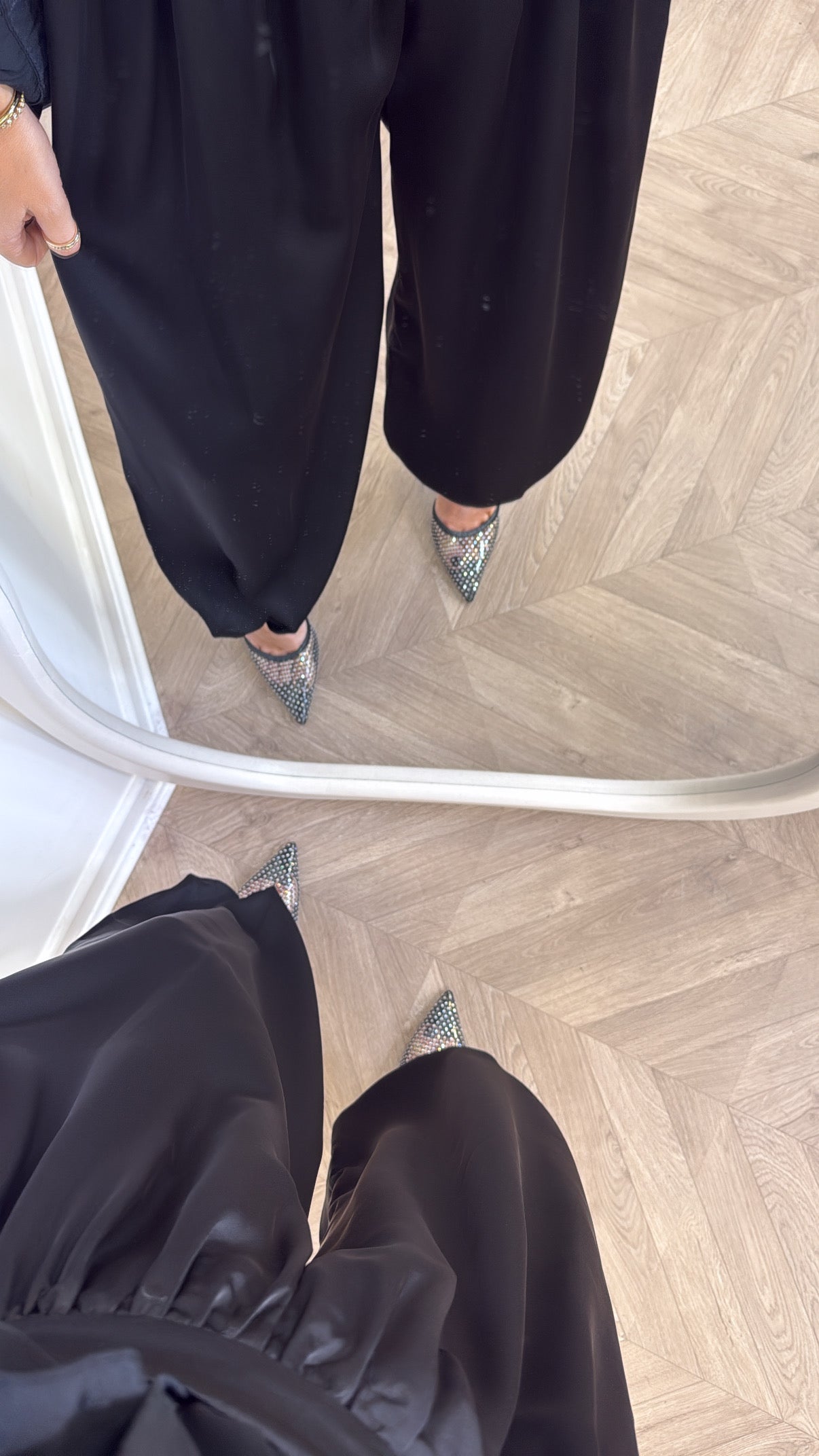 YASMINA black silky ballon trousers