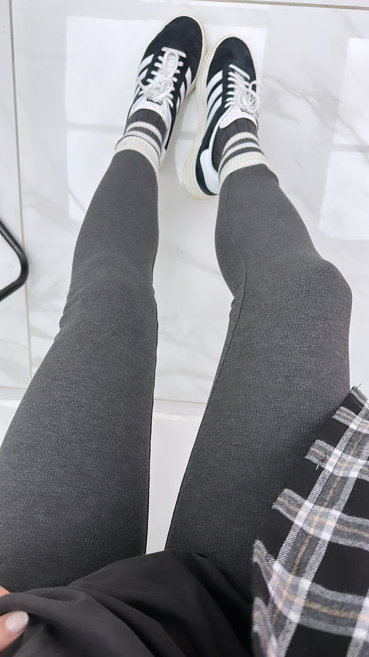 CAPRICE charcoal grey thick ribbed leggings