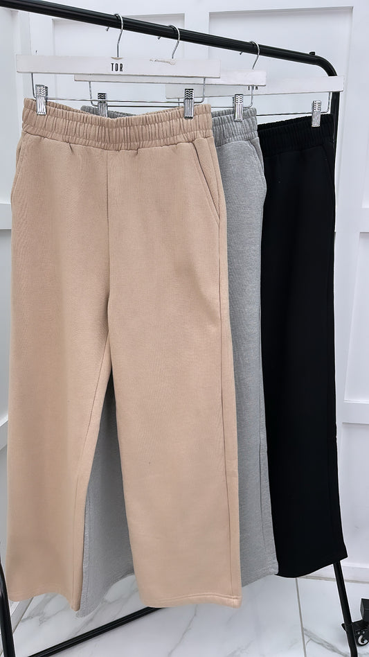 IVY beige straight leg jogger with pockets