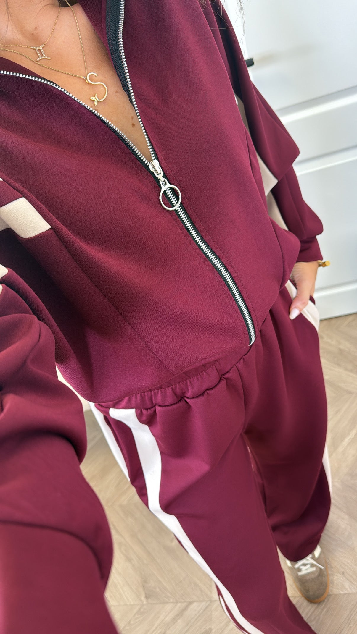REMI burgundy contrast jacket and joggers tracksuit