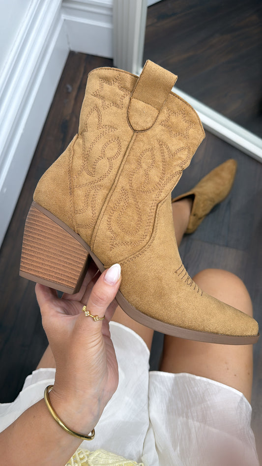 MARA camel cowboy boots