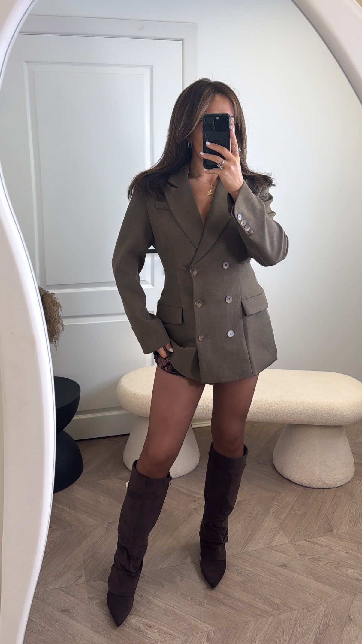 ROCHELLE taupe longline tailored blazer