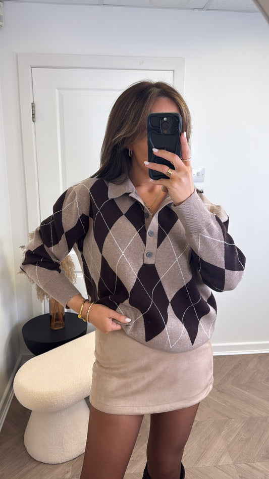 PHOEBE mocha and brown diamond print jumper
