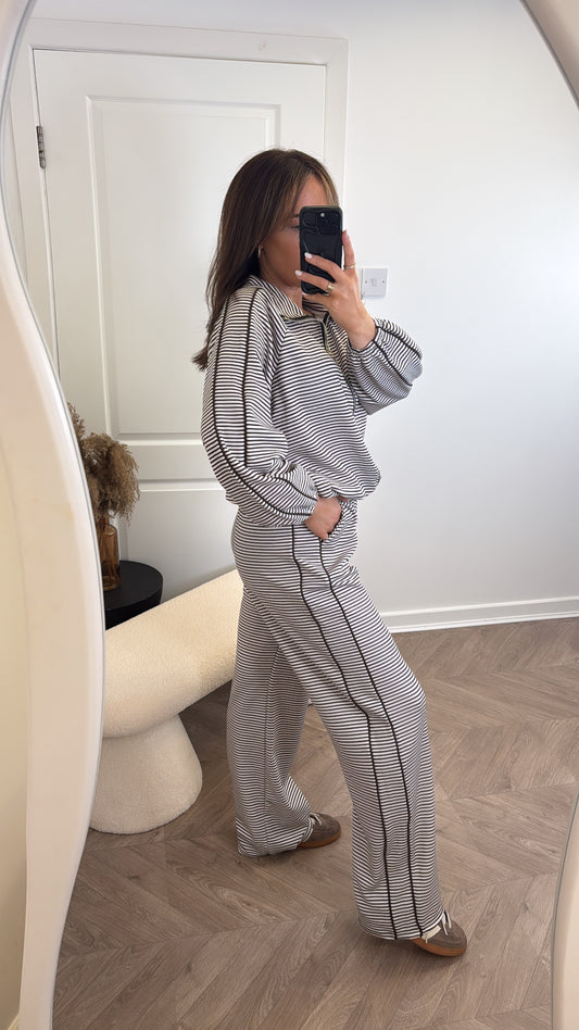 VALENCIA brown striped zip up lounge set