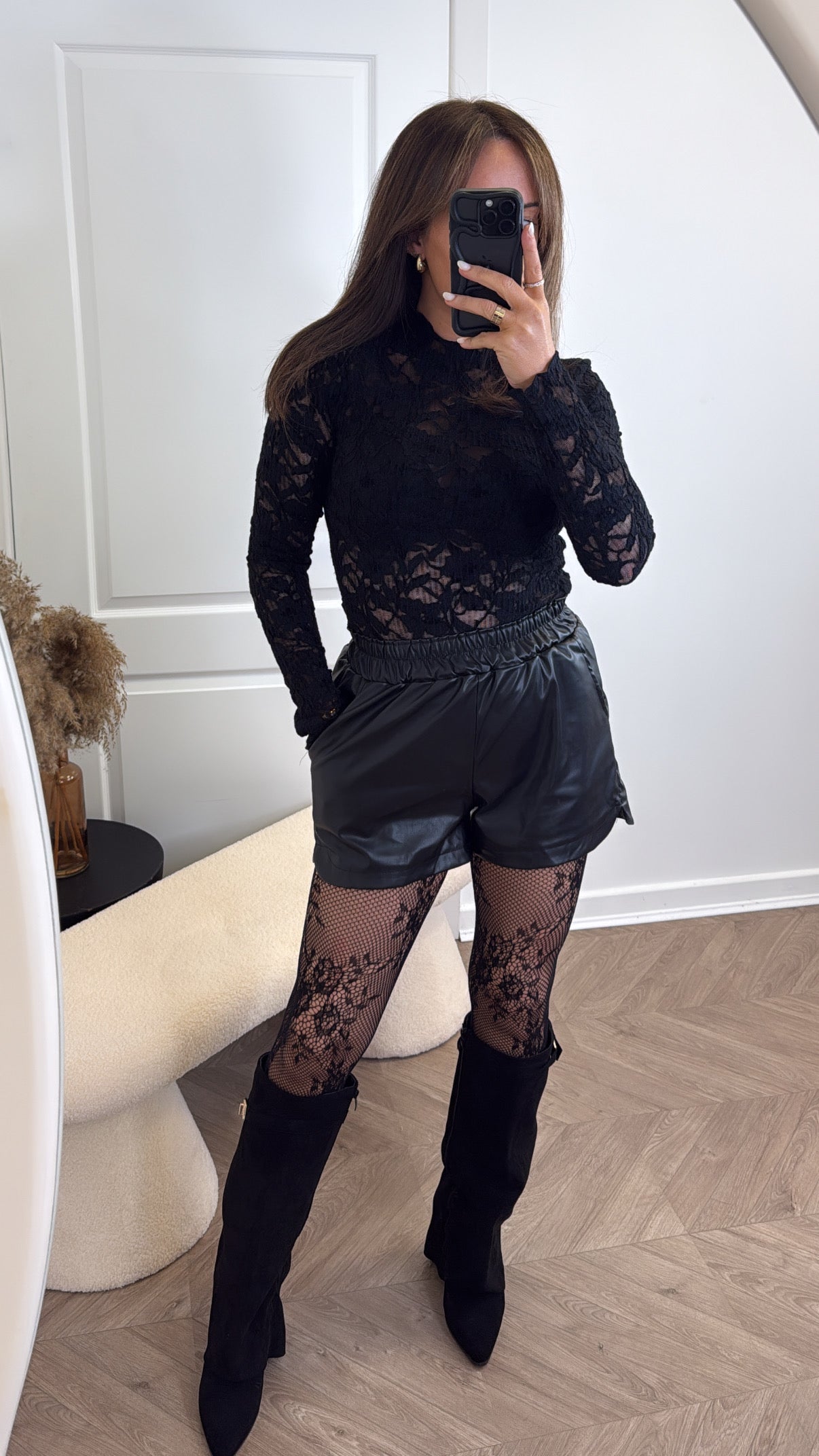 QUINN black lace long sleeve top