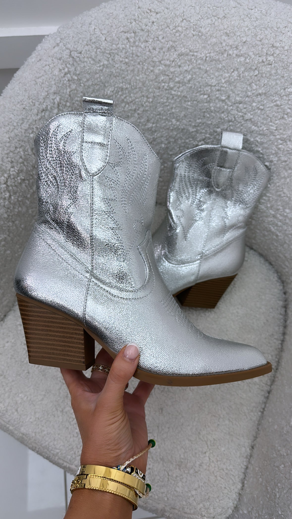 SHANIA silver cowboy boots